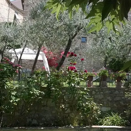 Hortus Olivarum Oda ve Kahvaltı Foligno
